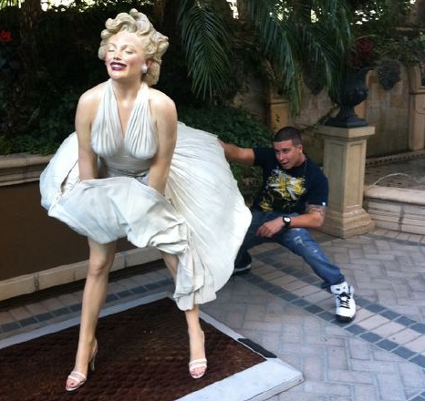 VinnyDieseI's profile picture. Fist pumping my dick into your face.