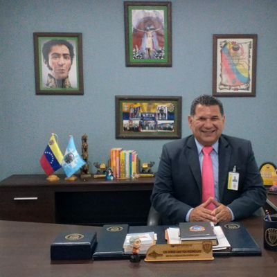 Investigador del Crimen, Abogado, Comisario General del C.I.C.P.C.
DIRECTOR REDIP OCCIDENTAL
Curso 25 de Detective