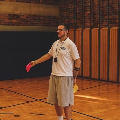 prettiestpete's profile picture. basketball ▪️coaching ▪️players development ▪️analytics ▪️#XsOs ▪️ Rosenheim #TeamFastModel