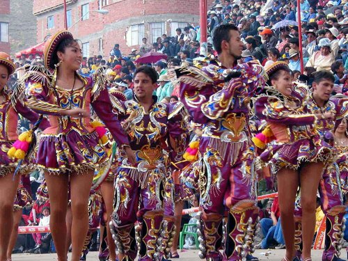 Carnaval Tweets Worldwide. ZZP? maak gratis uw freelance profiel : http://t.co/KrT3wbEzl6