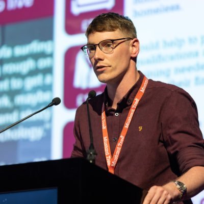 Bartoni09's profile picture. Disappear Here