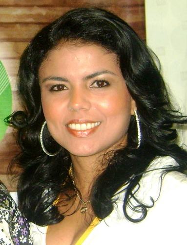 Jornalista, Professora, Mulher Que Ama a Vida...
