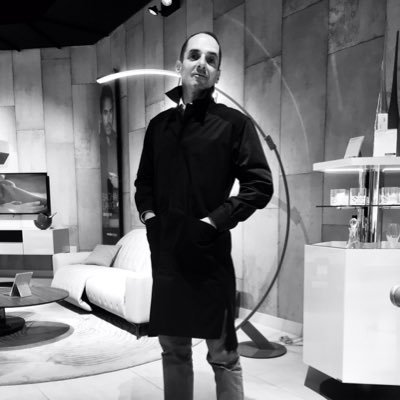 Thomas209505371's profile picture. Who cares?