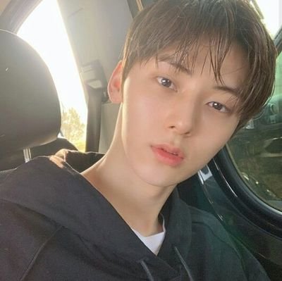 mimiwww_w's profile picture. 