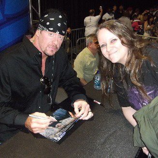 I ❤️ wrestling, the Undertaker (WWE), Chris Jericho, Pittsburgh Penguins, photography, video games, music, Halloween & Fozzy!