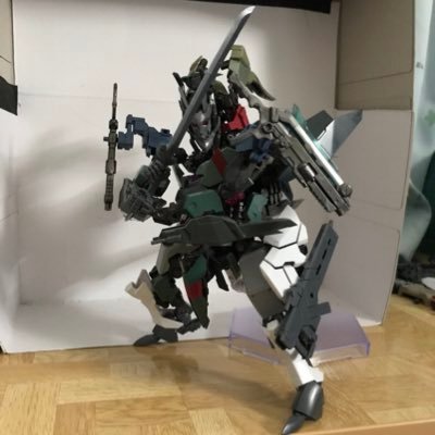 映画、プラモ、アニメ、ゲーム、ライブ観戦も好きです!! 特にアイマスとEVE♪♪ 推しはめぐる(だまゆ) です!!