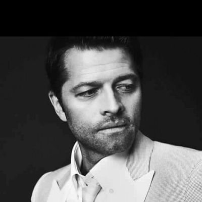 Hi, I'm Sam.  Bitter Cas!girl.  Introvert.  Misha Collins is an actual angel....  she/her