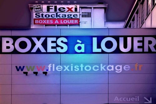 Flexistockage's profile picture. Nous avons des boxes-garde-meubles pour tous vos projets. We have thousands of secure storage boxes for rental in and around Paris.