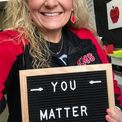 I'm a mother of 2, Nonnie of 6 and a middle school teacher! I love God and People! I love to volunteer, too! Favorite word- PERSEVERANCE.