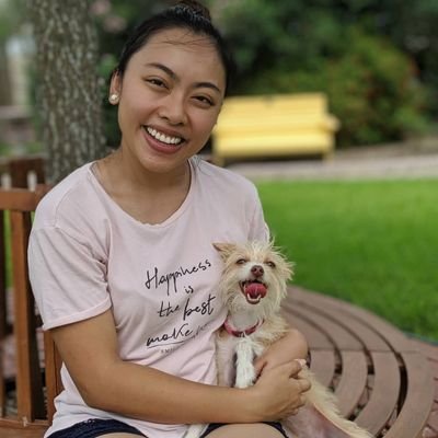 I'm a dog mom who loves ice cream and the color pink