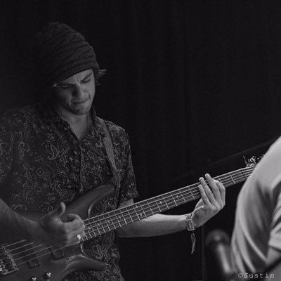 phishfan93's profile picture. 