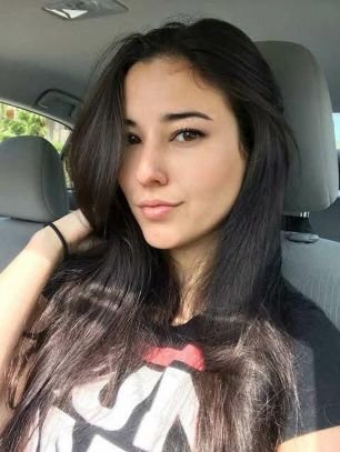 HannahG05158099's profile picture. Life is not a bird of rose, so always learn how to adapt to any situation you find yourself❤❤❤