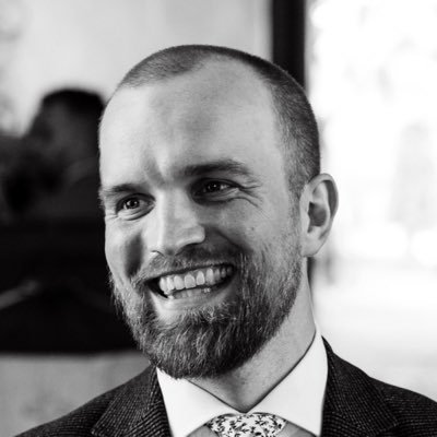 creativepearson's profile picture. Baker/Owner @mor_bakery