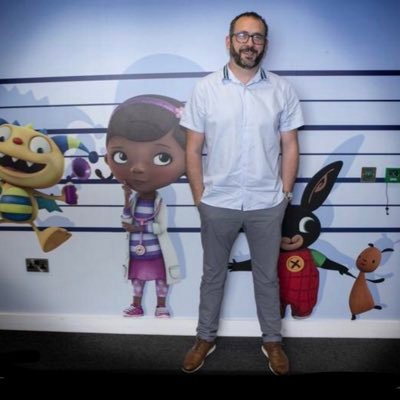I love animation and kids content. Oscar nominee, Emmy winner. 30 short years in @brownbagfilms & since 2015 @9storyMG Personal tweets only 🇪🇺🇮🇪
