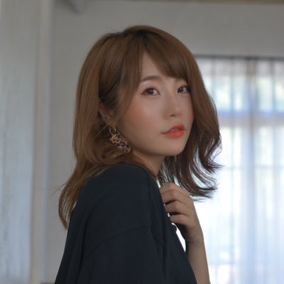 Ayaka 撮影会モデル ネイルも新しくかっこいい感じにした 最近はかっこよくなりたい欲が高まっております 今年は かっこいい女になりたいっ 一応撮ったけど 綺麗に撮れてなかったから今度載せます