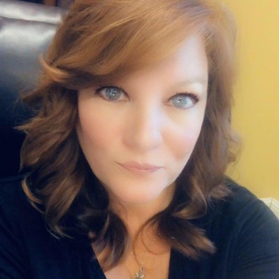 Pinterest addicted, Blog Writing wannabe who also wants to become rich eating nachos. Instagram @bluexoxo2006