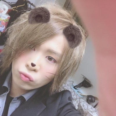 2k2A2QyCBncJQU7's profile picture. はじめましてー！ あつまれ！