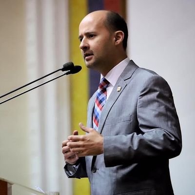 Politólogo 
Dip. de la Asamblea Nacional y el PARLASUR por el Estado Mérida 
Responsable Regional de Mérida y
Miembro Nacional de @VoluntadPopular