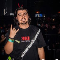 T👽PHER (@topherthealien) 's Twitter Profile