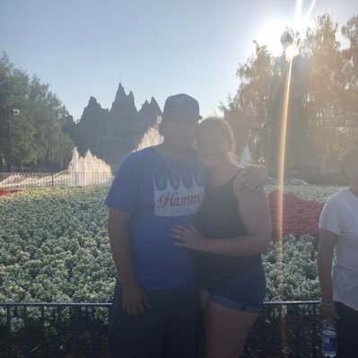 kamhull_'s profile picture. 