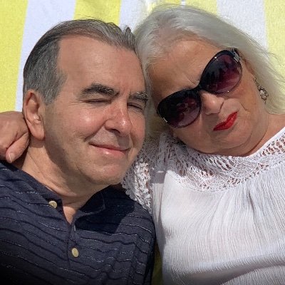 DonnaFromLA1954's profile picture. NY2LA Living the good life, retired Grandparents of 4 girls, enjoying every live TV show we can in Hollywood, catching every Red Carpet movie & loving it!