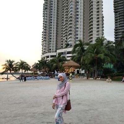 Anisnat05575825's profile picture. Allahuma Amin 🍃