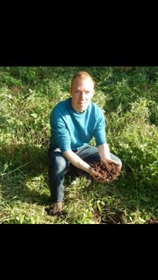 Entrepreneur ⚙️, Soil Biologist 🦠, Nature Photographer 🌱, Adventure Driver 🚐
Attempting to figure out how Nature works
