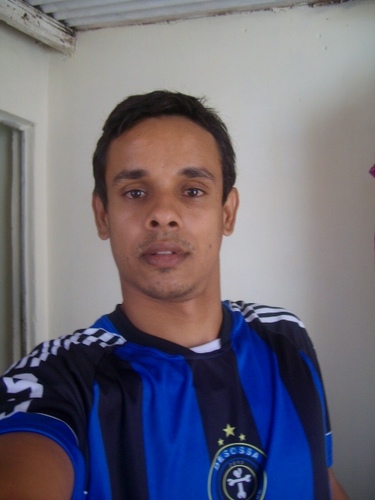 O SENHOR E MEU PASTOR E NADA  ME FALTARA