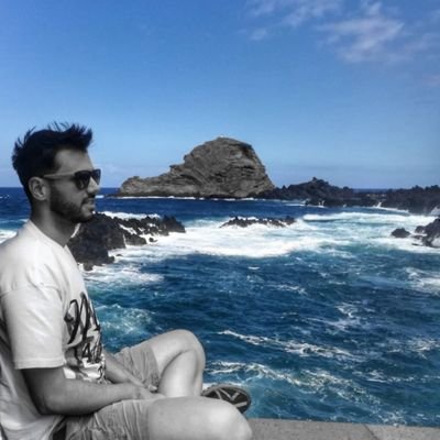 sinpeterno's profile picture. Life of a Spanish Londoner.
 Artificial Baby creator 🔬🧫 👶 
📷   Insta @sinpeterno