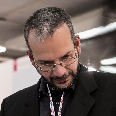Paris Kapralosさんのプロフィール画像