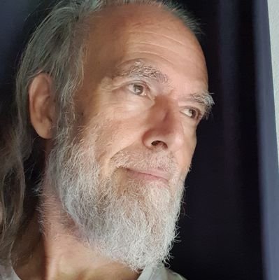 RogerSpiess's profile picture. 💜