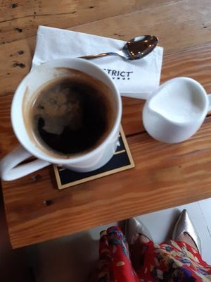 angela98401342's profile picture. 커피,산책,음악,사색,독서,그림,옷,잠자기...내가 좋아하는것들.아름답게 살고 싶습니다.