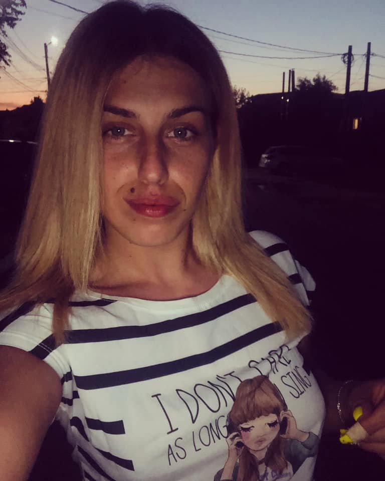 debora85274938's profile picture. 