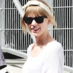 20 | music Industry major that 100% wouldn’t be where I am without miss Taylor A. Swift| RED tour c-ville | 1989 DC | Rep DC|