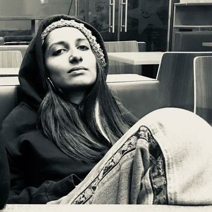 Ishmish's profile picture. An abnormally normal wildchild
#documentaryfilmmaker and a #photographer
#musicenthusiast #researcher #changemaker #wildlife