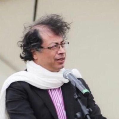 Voy con Claudia a la alcaldía pero que no se entere Hollman.