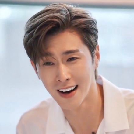 mycenter_uknow's profile picture. 東方神起ユノペンです。ユノさん以外は目に入ってません。
ただただユノさんを愛でたいだけです(*๓´╰╯`๓)♥ิ