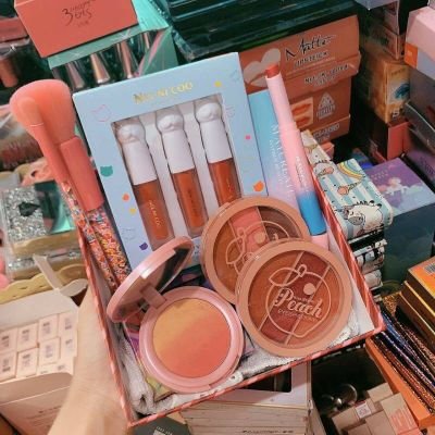 💄ขายเครื่องสำอางลิปสติก โทนส้มอิฐ พีช🍊🍑
💳มีธนาคาร / Wallet 💵
📦ส่งลทบ30มEMS50 🚚
📎ในนามตัวแทน IG:bmksshop
สนใจสั่งซื้อสินค้า     @ Line : bamieks297 (No@)