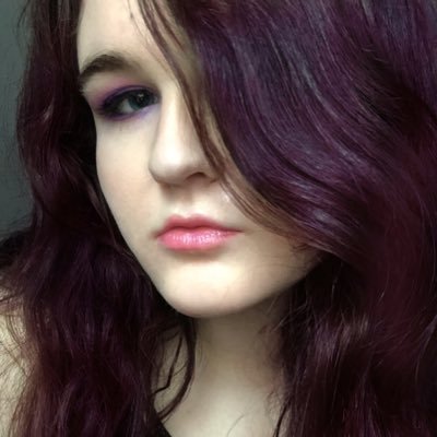 CarolineTinlin's profile picture. 🤷🏻‍♀️