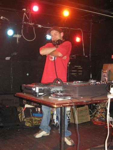 Host/DJ of Strictly Hip Hop on https://t.co/4HijgcSnUH since 1993.
