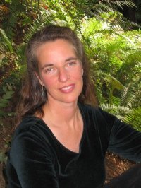 Kate Bowers’ individualized teaching integrates neurotherapy and hatha yoga, breath work and meditation with loving kindness, dogs and gentle laughter.