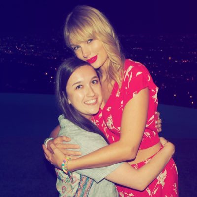 Los Angeles Lover Secret Session 8.6.19 💗 I talked to @taylorswift13 about cats and being a writer and somehow that was everything