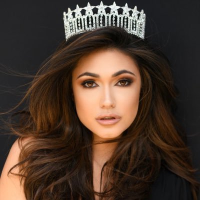 Miss Houston USA 2019 | Singer | Actress | Writer | TV/Radio Contrib. | Speaker/Host | Owner/Founder of Blaine Beauty |