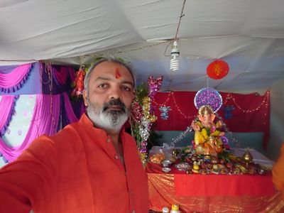 HiralThakor11's profile picture. 