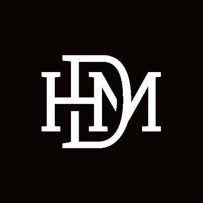 A distinctive new magazine for the stylish and discerning urban homeowner.
EVERY HOME HAS A STORY. WE HELP YOU TELL IT.