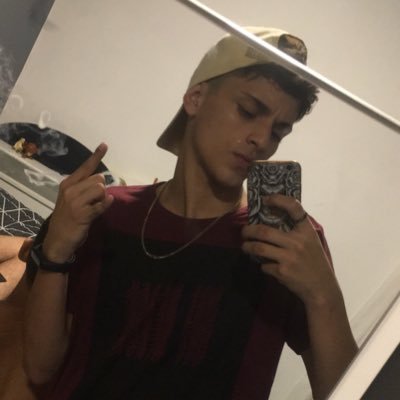 __Gustavoguga's profile picture. .