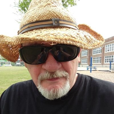 Blogging for peace and socialism at https://t.co/VkjOYWOsfC. Videos at https://t.co/K3kyaKampL.