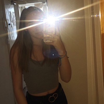 Shannonbeck_'s profile picture. 💛🐝✨🐥🌻