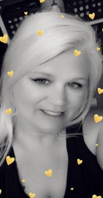 Special education teacher. living my best life. Imparting wisdom and positively impacting mindsets...
Traveling is my hobby, family is my everything !