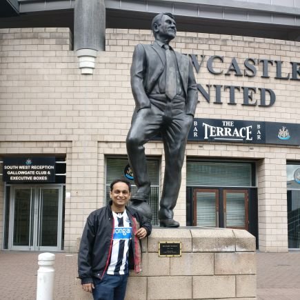 Infectious Diseases doctor. NUFC obsessed.